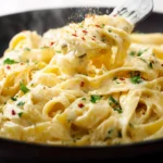 One Pot Creamy Garlic Fettuccine Alfredo First Image